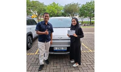 Chat dari WA, tanya test drive, langsung hadir ke dealer untuk test drive, besoknya langsung disuruh ke rumah untuk buat SPK, leo pikirnya tadi hanya akan baru booking fee, tapi ternyata langsung dilunasi ditempat dongg...
superr fantastik...
Terim